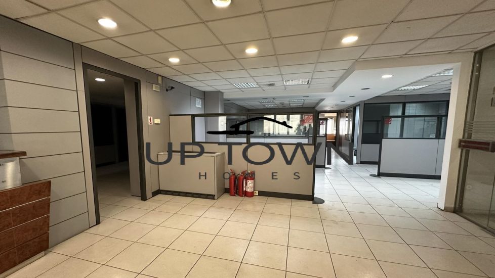 Γραφείο Επαγγελματικών Χώρων 335τ.μ. |  Μοναστηράκι